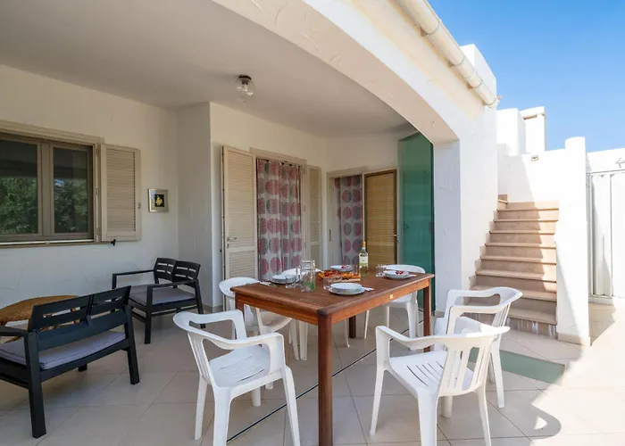 Marina - Con Patio Privato Vicino Al Mare Вилла Остуни
